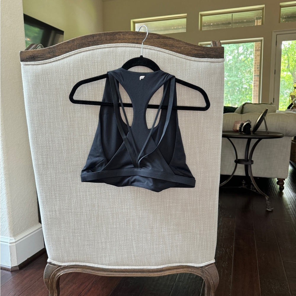 Fabletics sports bra size XL